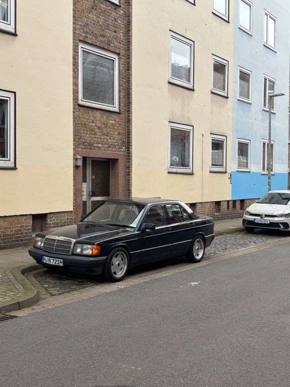 Mercedes-Benz 190 281.572 km 4.999 € Hannover 30159