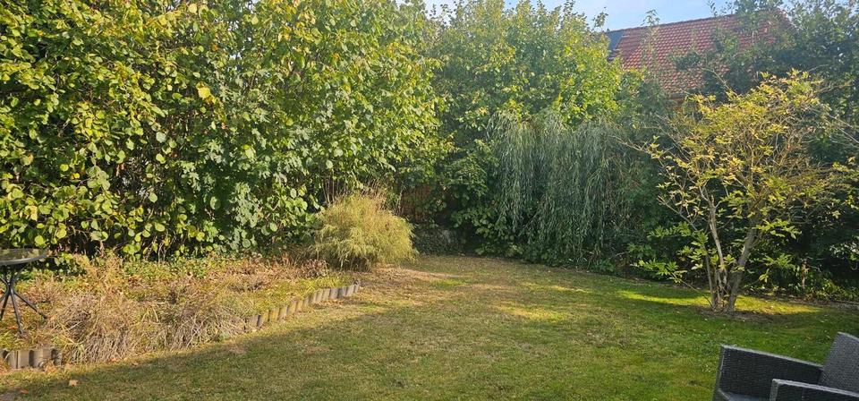 Bungalow Sehnde - 4 Zimmer, 200 m&sup2;, 1.400&euro; | Angebot:27610630