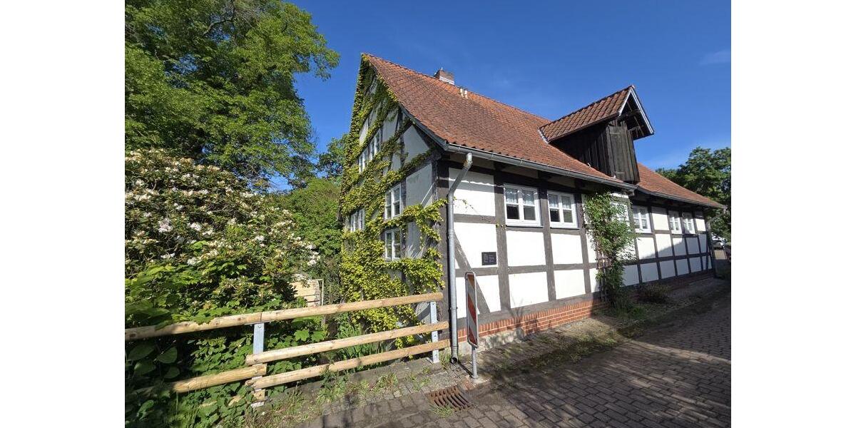 Einfamilienhaus Hannover Mitte - 5 Zimmer, 187 m&sup2;, 480.000&euro; | Angebot:27126822