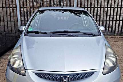 Honda Jazz 145.000 km 2.300 &euro; Garbsen 30827