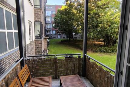 Stilvolle renovierte 3 Zimmer Wohnung zimmer