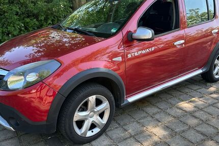 Dacia Sandero 162.000 km 2.600 &euro; Hannover 30179