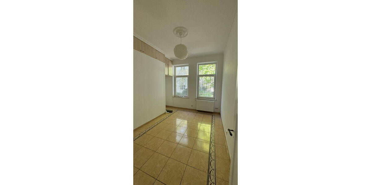 Etagenwohnung Hannover List - 6 Zimmer, 160 m&sup2;, 1.750&euro; | Angebot:26402150