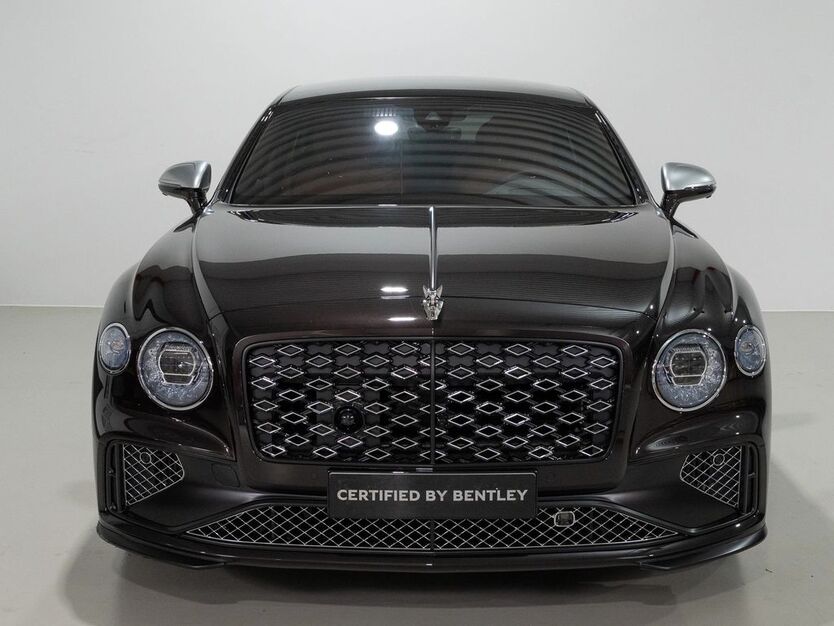 Bentley Flying Spur 2.090 km 289.211 € Hannover 30655