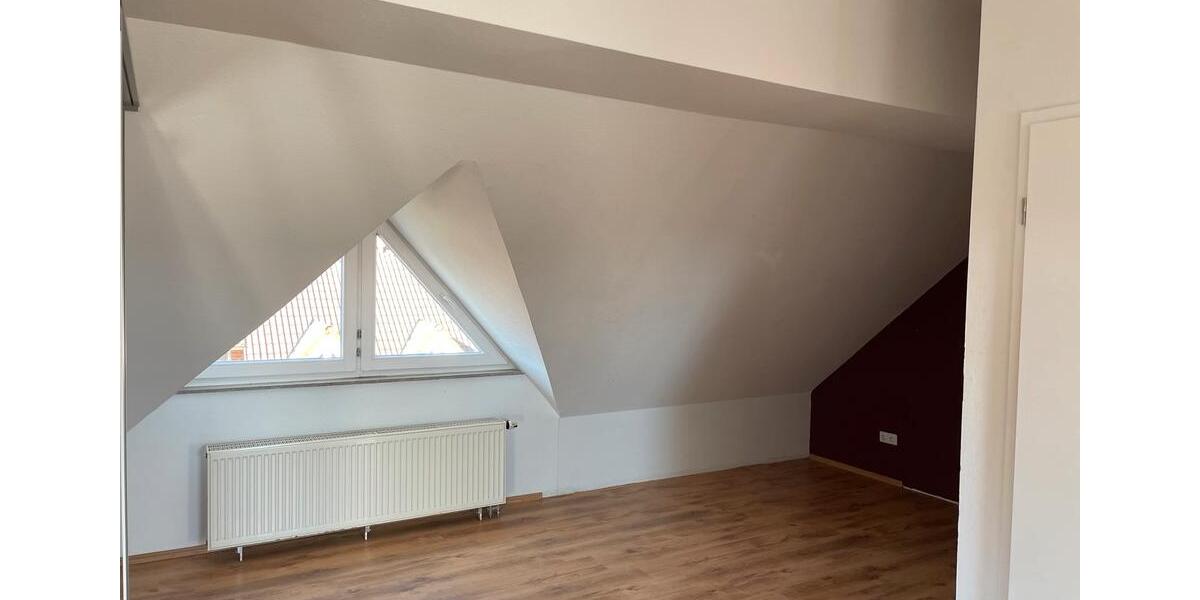 Reihenhaus Isernhagen - 4 Zimmer, 130 m&sup2;, 1.560&euro; | Angebot:23435857