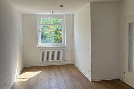 Wohnung Hannover Davenstedt - 2 Zimmer, 64 m&sup2;, 609&euro; | Angebot:26848457