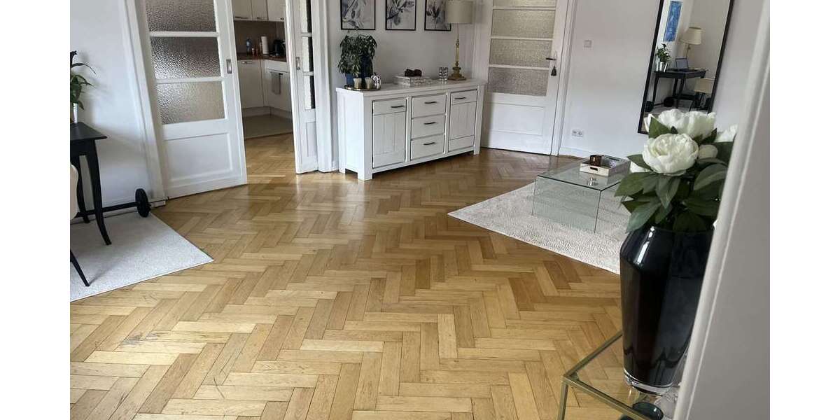 Etagenwohnung Hannover List - 2 Zimmer, 77 m&sup2;, 750&euro; | Angebot:26534015