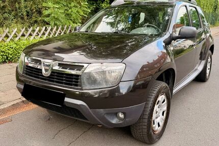 Dacia Duster 118.000 km 5.900 &euro; Laatzen 30880