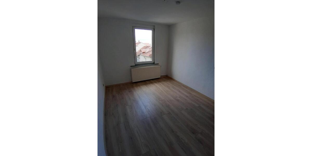 Etagenwohnung Hannover Döhren-Wülfel - 5 Zimmer, 132 m&sup2;, 820&euro; | Angebot:26266491