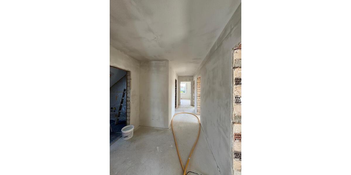 Etagenwohnung Lehrte - 4 Zimmer, 110 m&sup2;, 1.300&euro; | Angebot:26167845