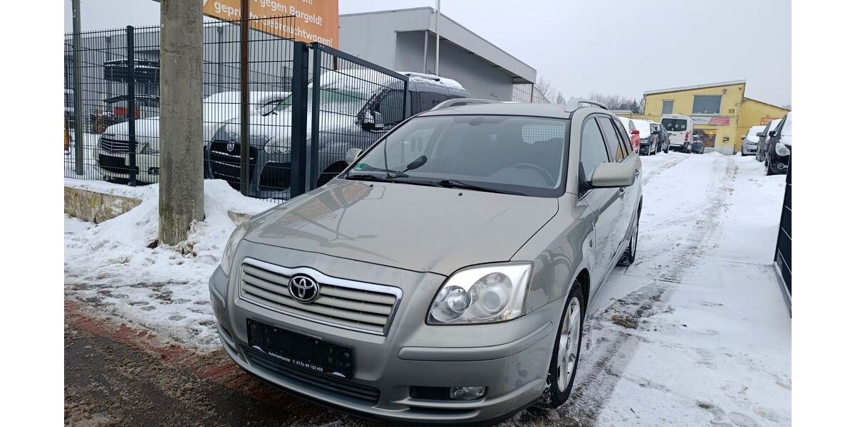 Toyota Avensis 234.000 km 3.490 &euro; Hannover 30453