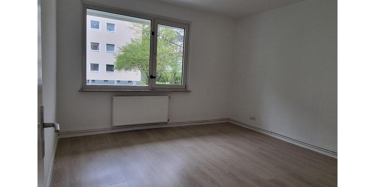 Erdgeschoßwohnung Hannover Linden-Limmer - 3 Zimmer, 72 m&sup2;, 830&euro; | Angebot:26248052