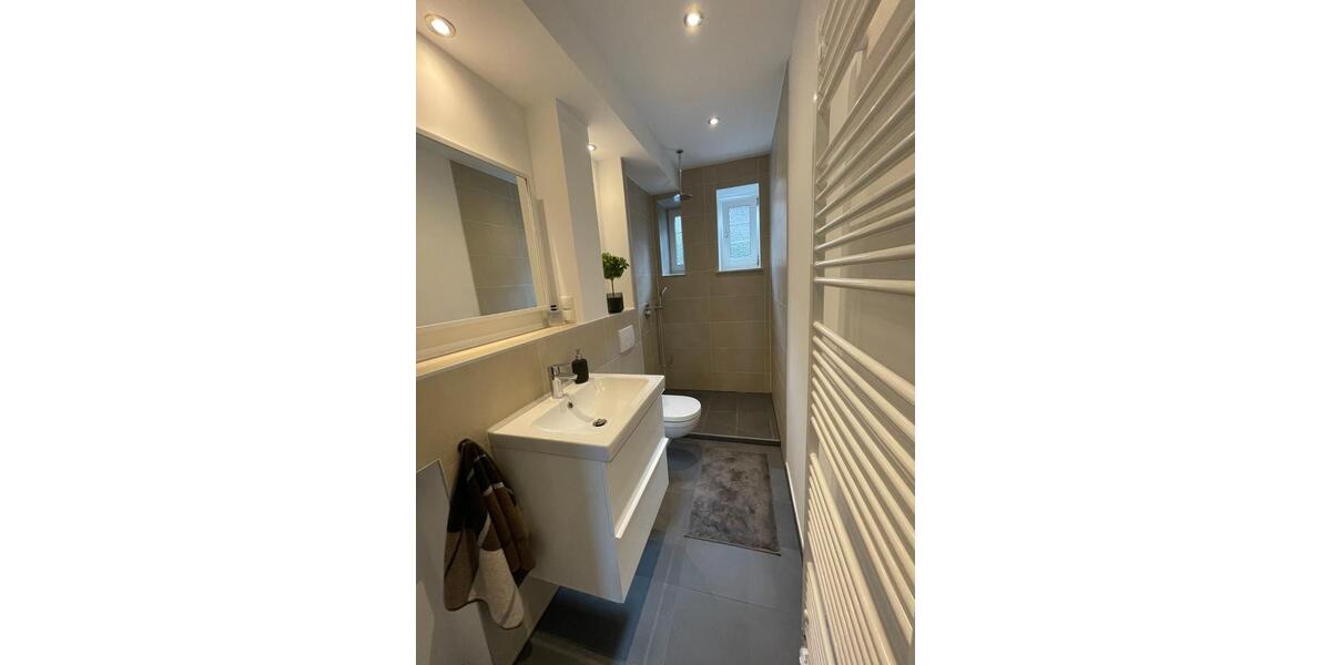 --Provisionsfrei-- Sanierte Traumwohnung - Einziehen &Wohlfühlen 2 zimmer