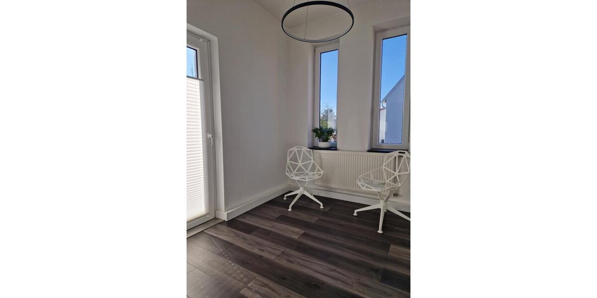 Erdgeschoßwohnung Sehnde - 4 Zimmer, 120 m&sup2;, 1.560&euro; | Angebot:26326373