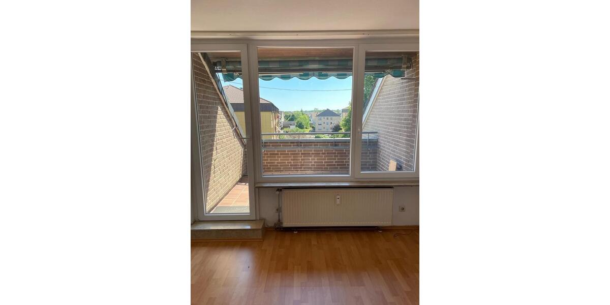 Etagenwohnung Garbsen Berenbostel - 2.5 Zimmer, 70 m&sup2;, 650&euro; | Angebot:26041151