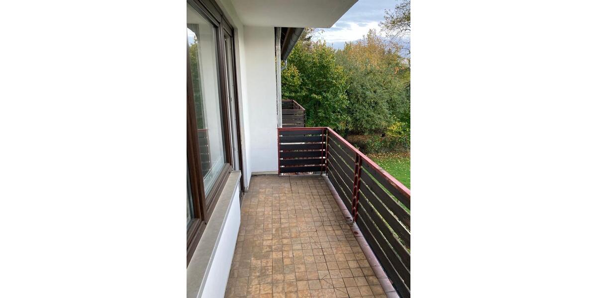 Schöne renovierte 2-Zimmer-Wohnung im Grünen mit großem Balkon in Hildesheim zu vermieten! 2 zimmer