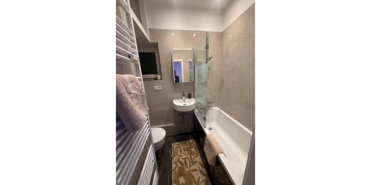 Erdgeschoßwohnung Hannover Mitte - 2 Zimmer, 55 m&sup2;, 1.300&euro; | Angebot:25964290