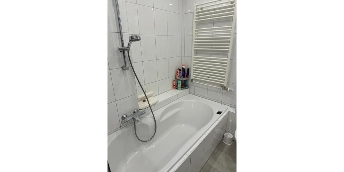 Endreihenhaus direkt im Zentrum zu vermieten 4 zimmer