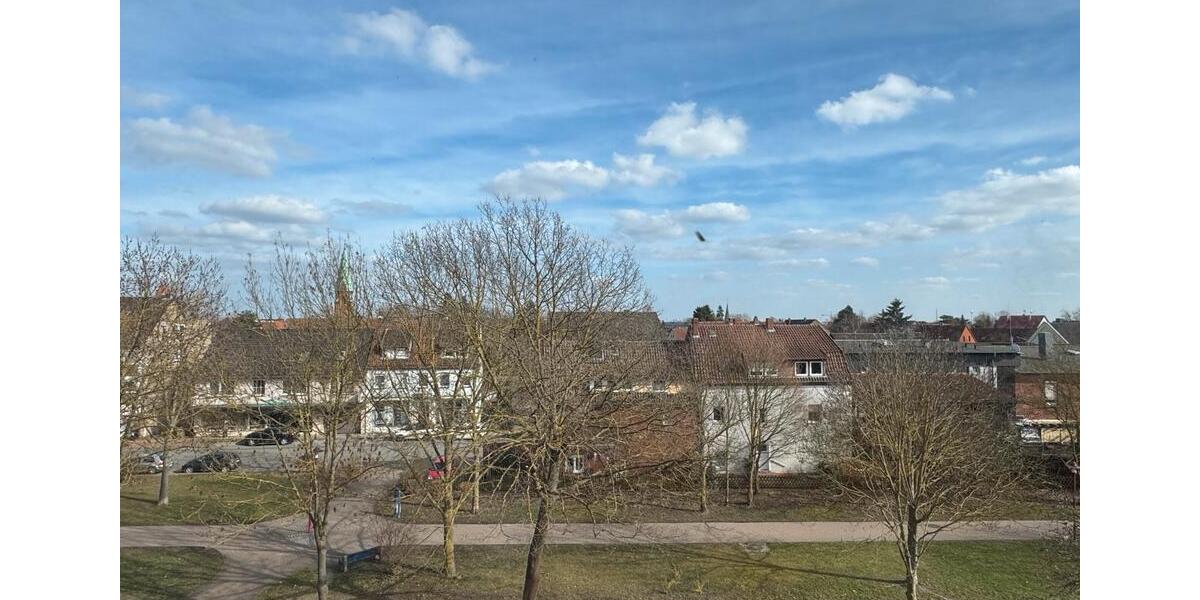 Dachgeschoßwohnung Lehrte - 3 Zimmer, 75 m&sup2;, 812&euro; | Angebot:25547945