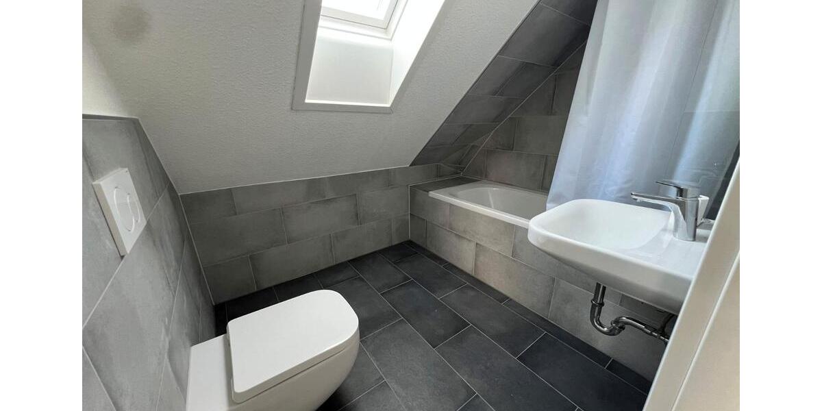 Dachgeschoßwohnung Burgdorf - 2 Zimmer, 54 m&sup2;, 129.000&euro; | Angebot:26123918