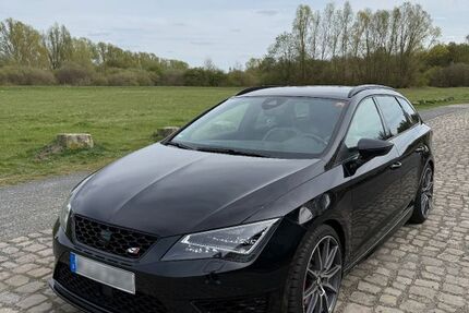 Seat Leon 122.900 km 15.800 &euro; Hannover 30519