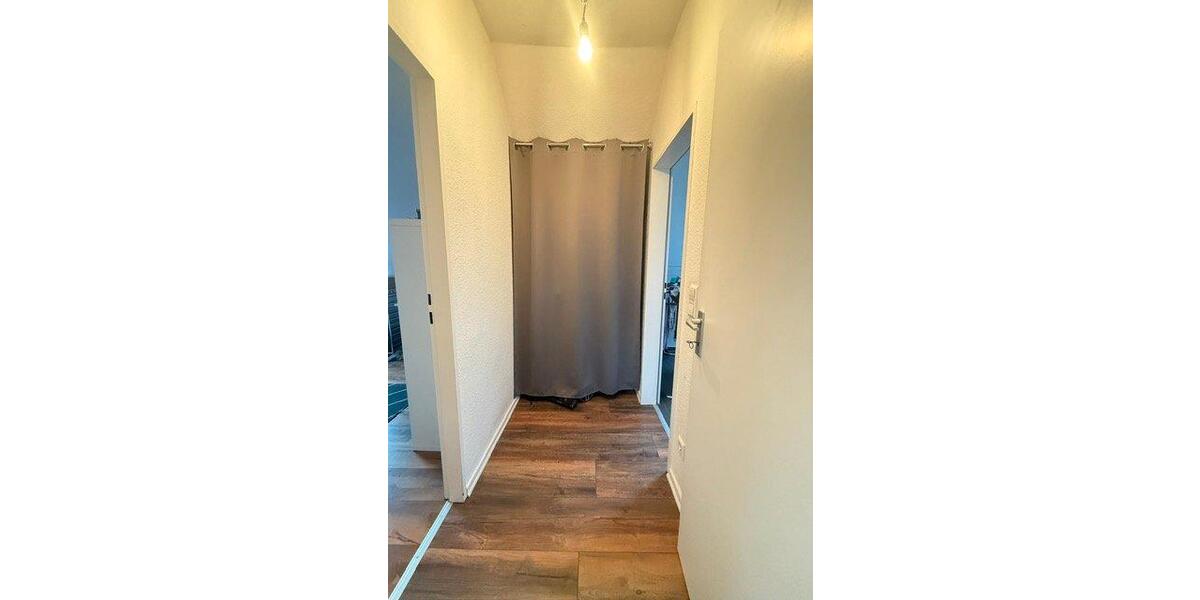 Dachgeschoßwohnung Hannover Vahrenwald-List - 2.5 Zimmer, 67 m&sup2;, 649&euro; | Angebot:26303402