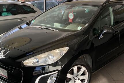 Peugeot 308 132.000 km 4.900 € Laatzen 30880