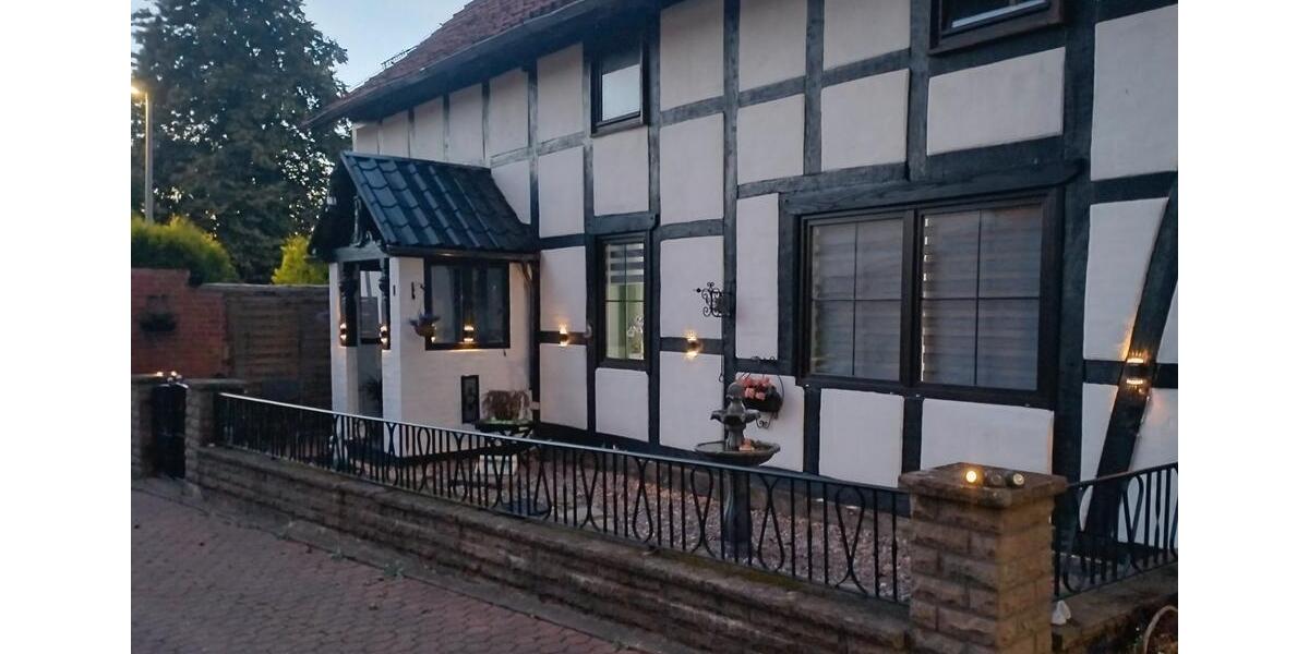 Doppelhaushälfte Lauenau - 5 Zimmer, 180 m&sup2;, 134.000&euro; | Angebot:26030550