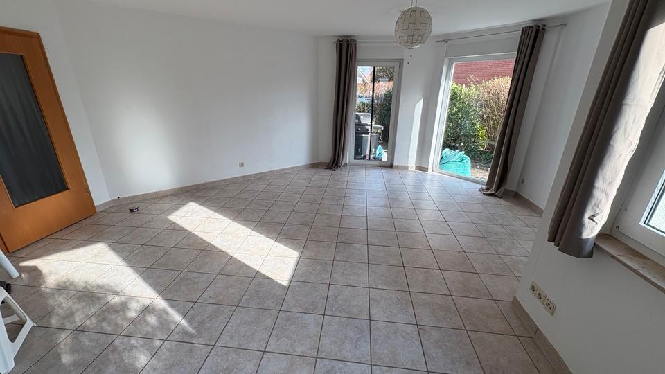 Erdgeschoßwohnung Isernhagen - 3 Zimmer, 90 m&sup2;, 250.000&euro; | Angebot:26097708