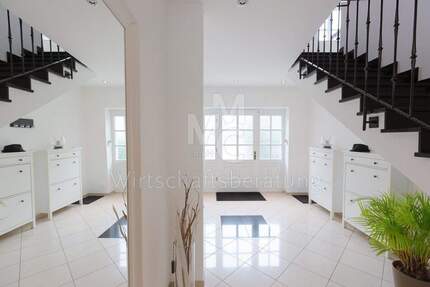 Haus Isernhagen / Altwarmbüchen Altwarmbüchen - 7 Zimmer, 319 m&sup2;, 1.245.000&euro; | Angebot:25475414