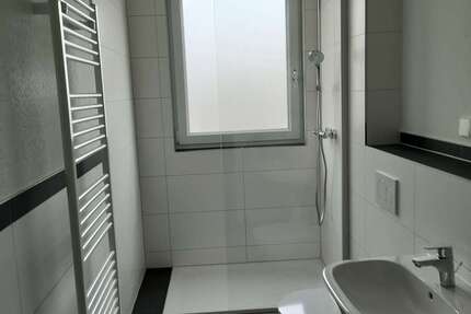 Wohnung Hannover Ahlem - 2 Zimmer, 72 m&sup2;, 800&euro; | Angebot:27655595