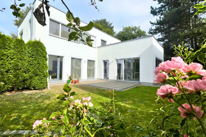 Haus zum Kaufen in Hannover 980.000 € 176.5 m²