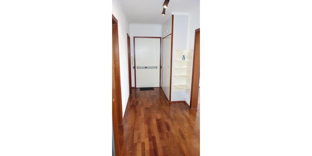 Dachgeschoßwohnung Hannover Bothfeld-Vahrenheide - 3 Zimmer, 71 m&sup2;, 700&euro; | Angebot:26253767