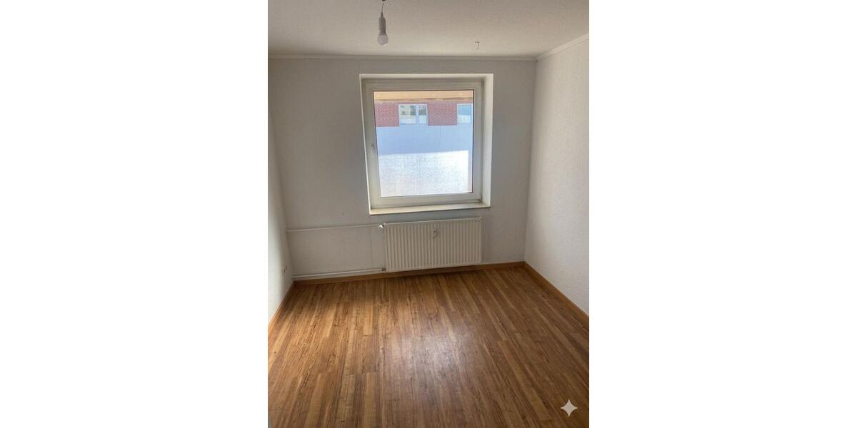 Dachgeschoßwohnung Hildesheim Bockfeld - 2 Zimmer, 58 m&sup2;, 311&euro; | Angebot:26395916