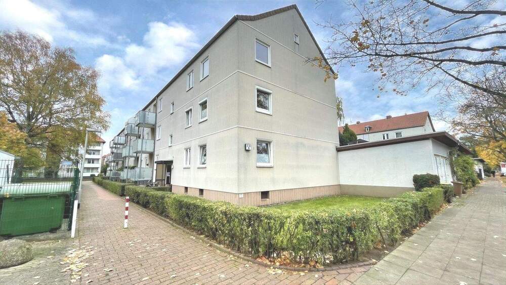 Lage, Lage, Lage: 3,5-Zimmer-Eigentumswohnung im 1. OG in Hannover-Döhren mit Gestaltungspotenzial 3 zimmer