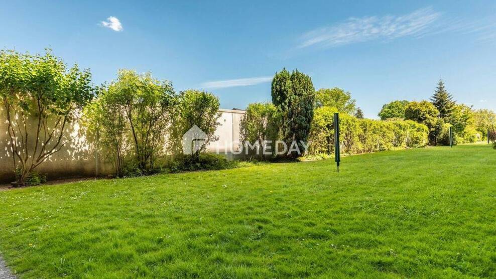 Altersgerecht Wohnen in Berenbostel: Renovierte Wohnung mit XL-Loggia, Aufzug und Garage 2 zimmer