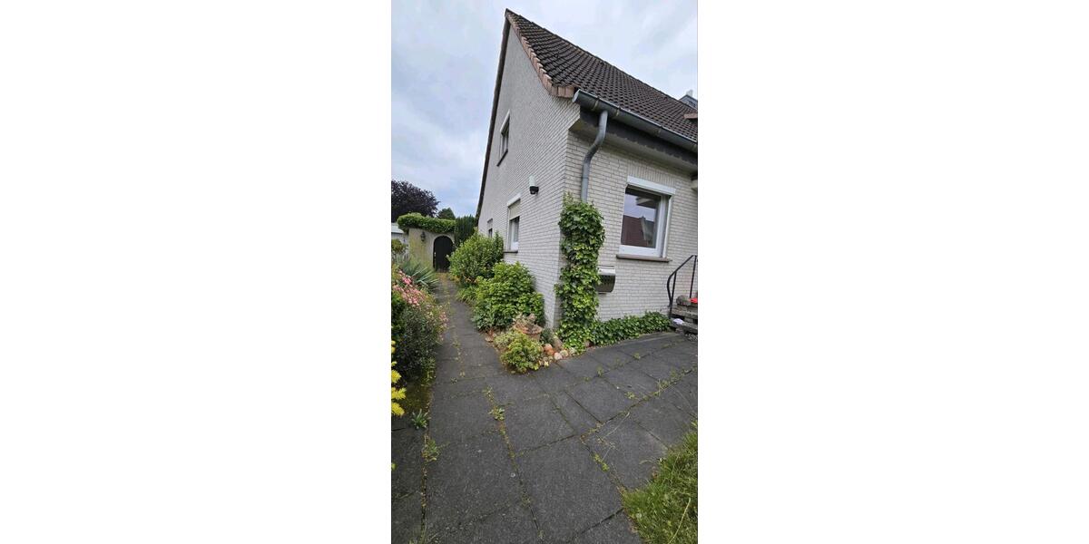 Doppelhaushälfte Langenhagen - 3 Zimmer, 100 m&sup2;, 315.000&euro; | Angebot:24811679