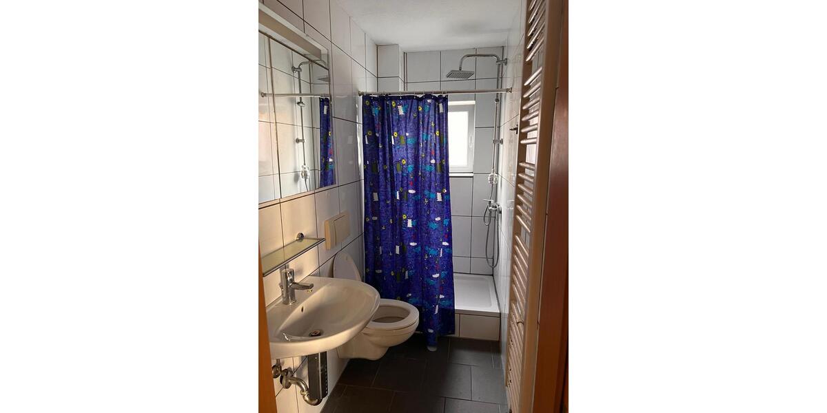 Etagenwohnung Hannover Nord - 4 Zimmer, 122 m&sup2;, 1.630&euro; | Angebot:25639031