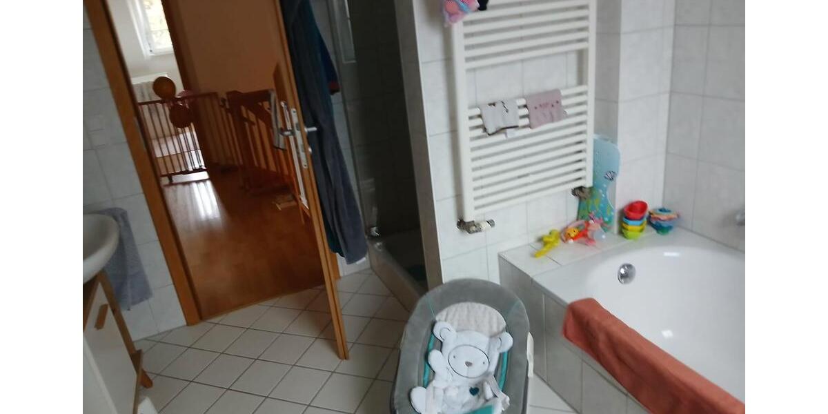 Doppelhaushälfte Wedemark - 5 Zimmer, 133 m&sup2;, 2.000&euro; | Angebot:27610494