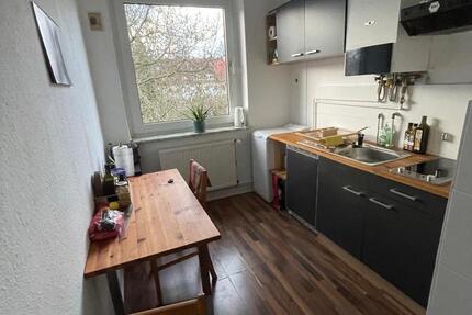 Helle 2 Zimmer Wohnung 50qm zum 1.2.Gartenmotbenutzung 2 zimmer