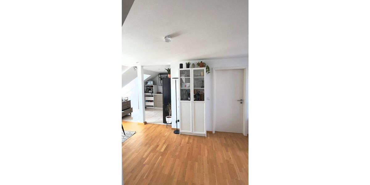 Dachgeschoßwohnung Hannover Bult - 3 Zimmer, 78 m&sup2;, 1.095&euro; | Angebot:26691619