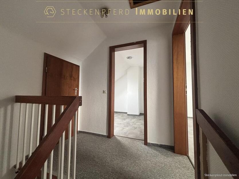 Schöner Wohnen im eigenen Haus mit Garten und Stellplatz!