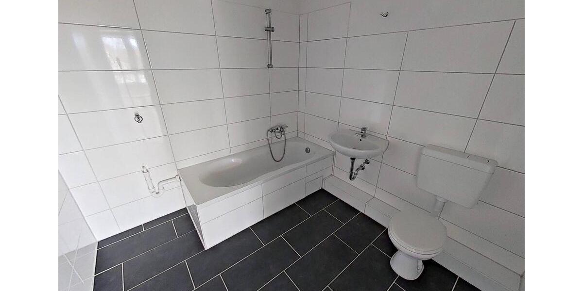 Etagenwohnung Ronnenberg - 4 Zimmer, 87 m&sup2;, 830&euro; | Angebot:25882012