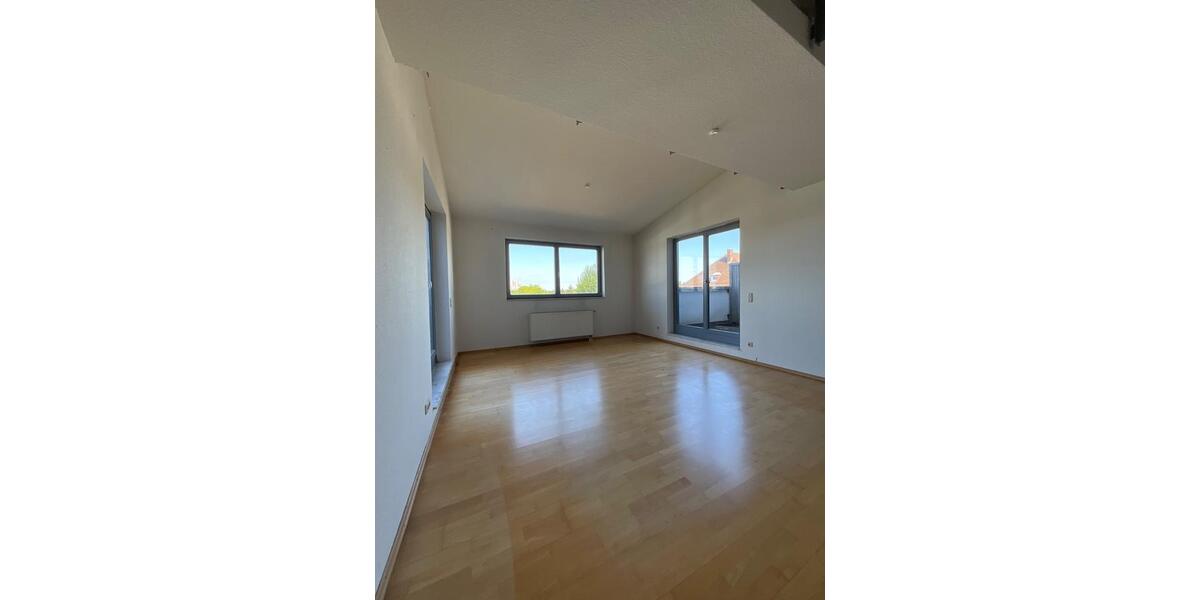 Dachgeschoßwohnung Hannover Bothfeld-Vahrenheide - 4.5 Zimmer, 134 m&sup2;, 410.000&euro; | Angebot:27168775