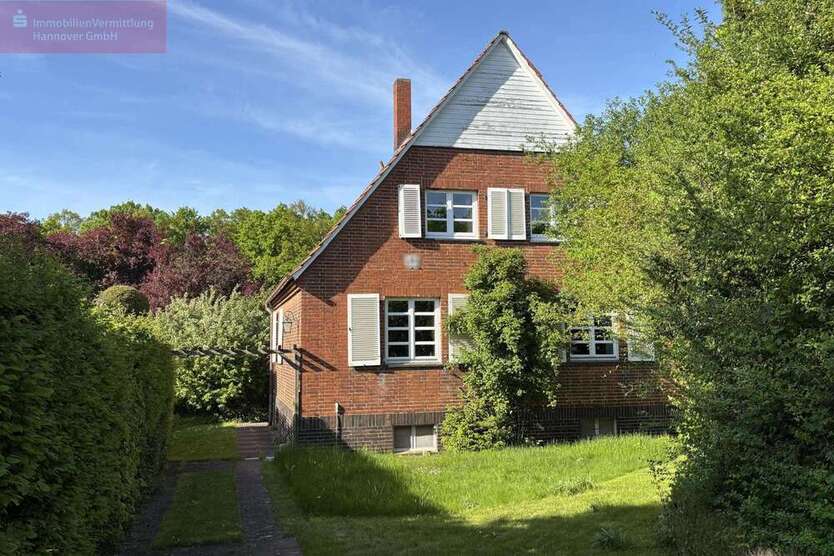 Haus zum Kaufen in Wennigsen 330.000 € 104 m²