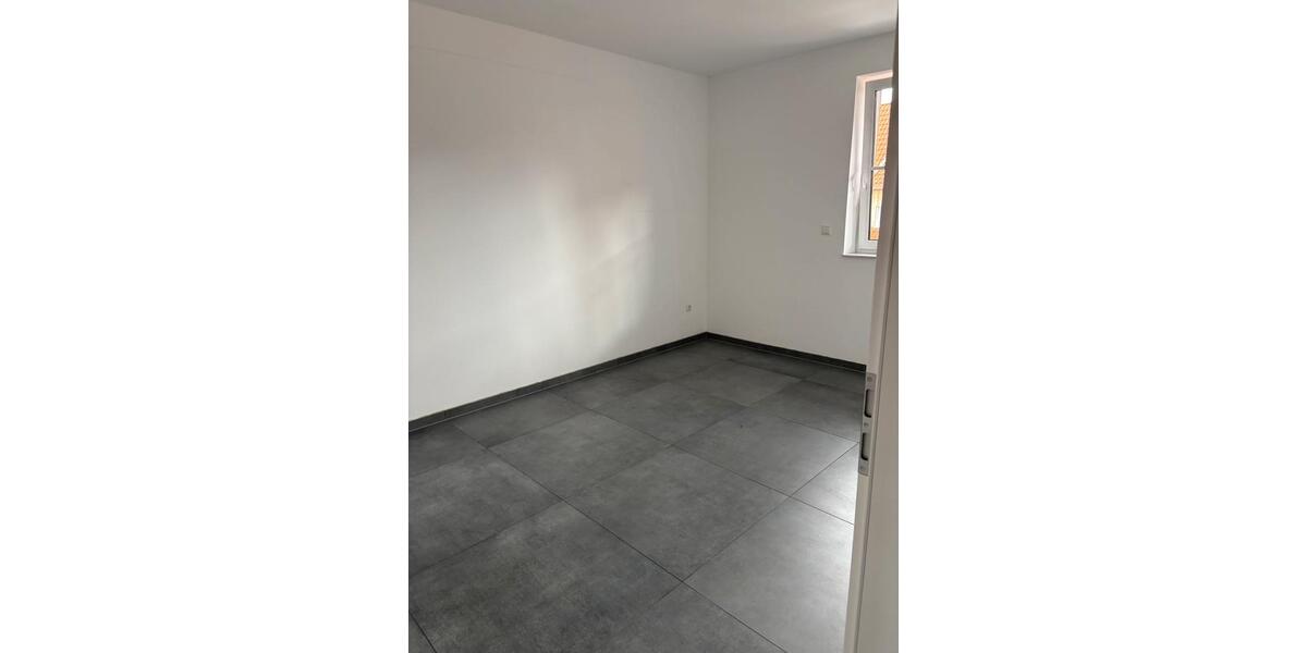 Reihenhaus Burgdorf - 5 Zimmer, 180 m&sup2;, 1.650&euro; | Angebot:25422910