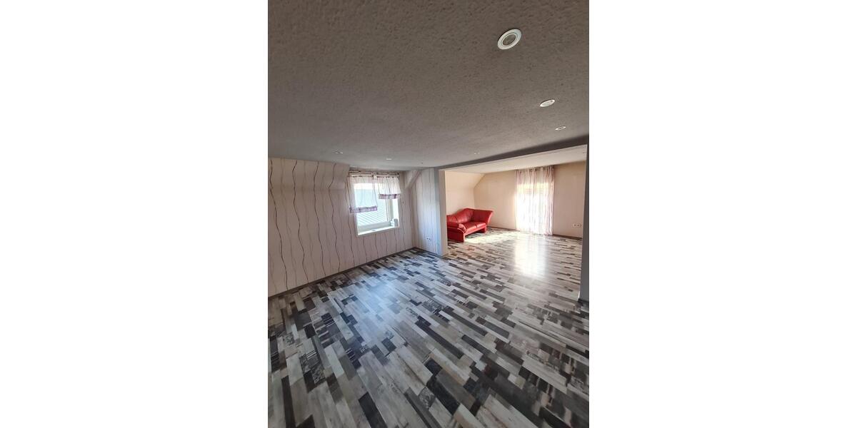 Einfamilienhaus Bad Münder am Deister - 9 Zimmer, 287 m&sup2;, 149.999&euro; | Angebot:26933535