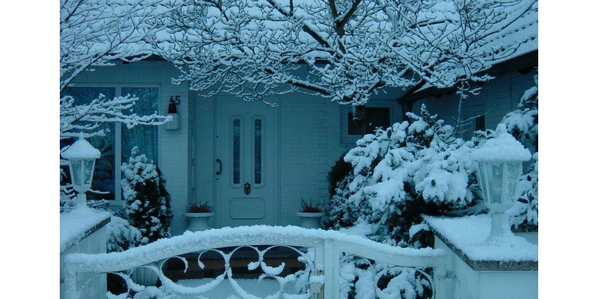 Einfamilienhaus Garbsen Berenbostel - 4 Zimmer, 200 m&sup2;, 2.000&euro; | Angebot:26289312