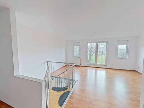Etagenwohnung Ronnenberg - 2 Zimmer, 87 m&sup2;, 870&euro; | Angebot:25869802