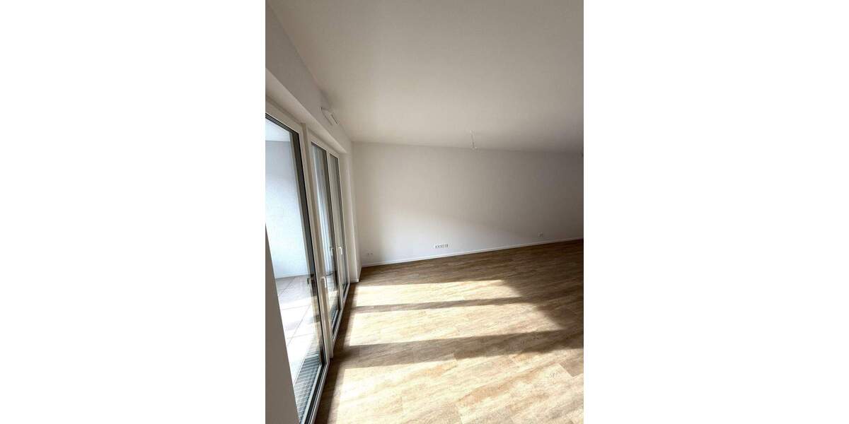 Etagenwohnung Hannover Vahrenwald - 4 Zimmer, 120 m&sup2;, 1.990&euro; | Angebot:26584385